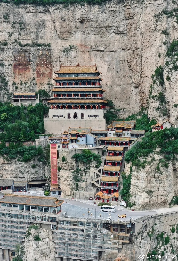 山西智造新篇章，未来科技产品引领生活革新