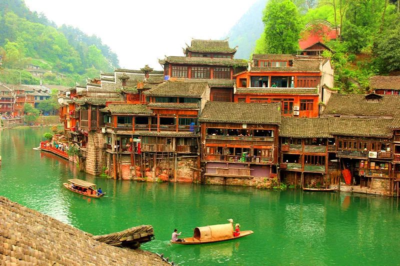 岳麓之巅，穿越时空的湖南文化之旅